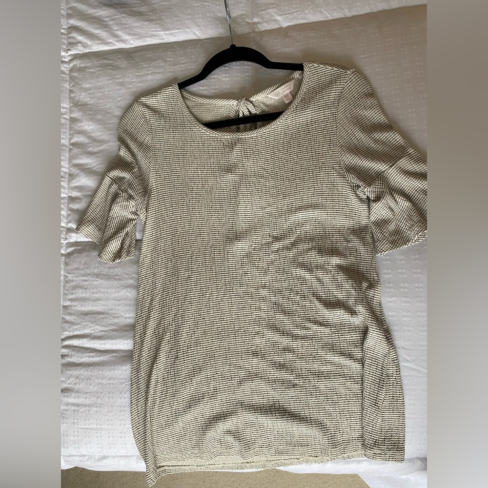 LC dressy tshirt